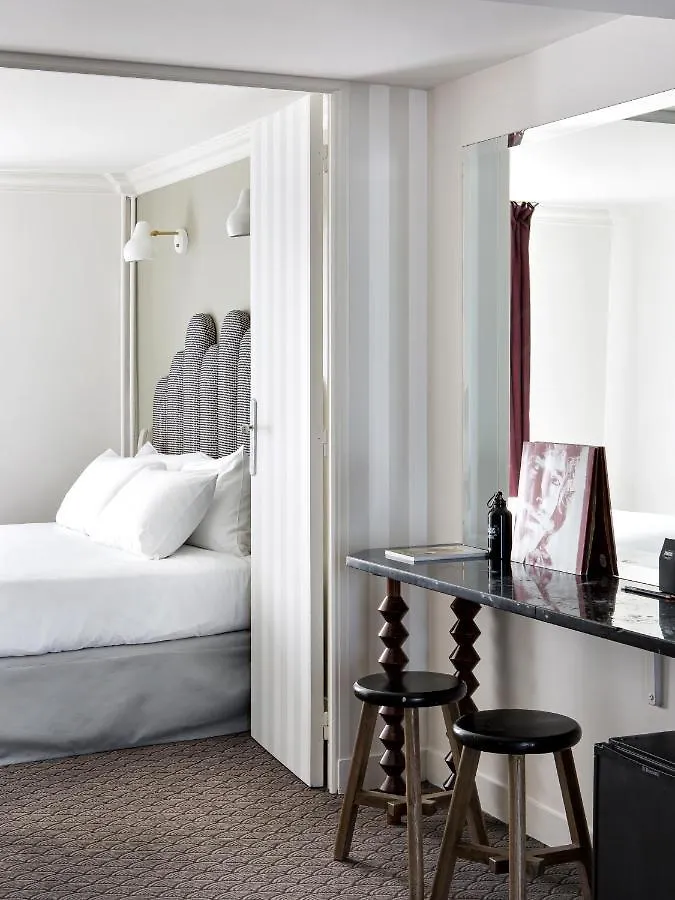 Paradis Hotel París
