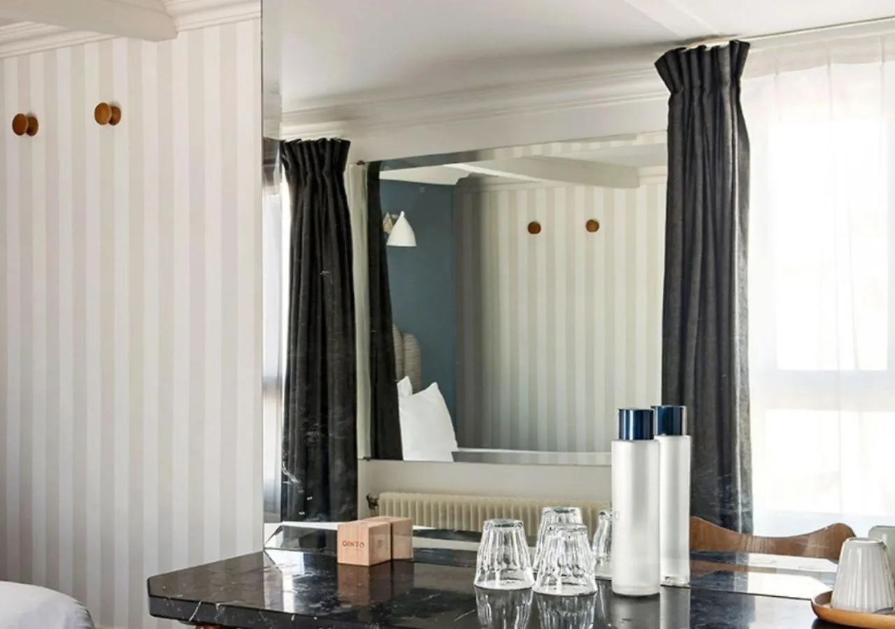 Hotel Paradis 3*
