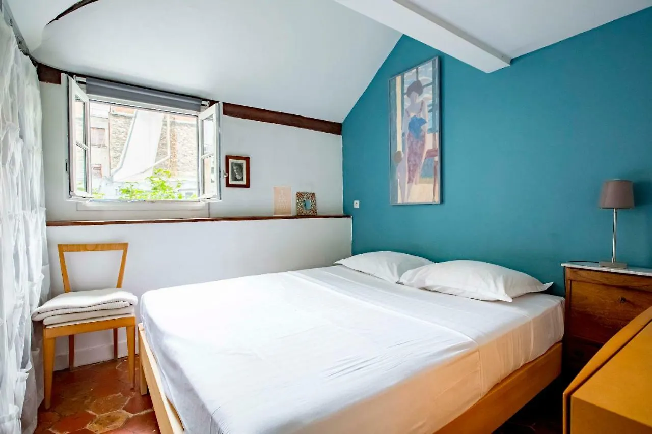 Paradis 3*